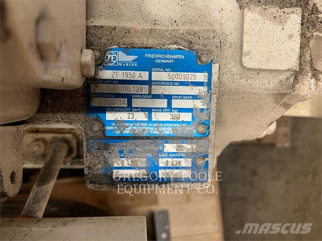 ZF TRANSMISSION 1950A Tengeri segédmotorok