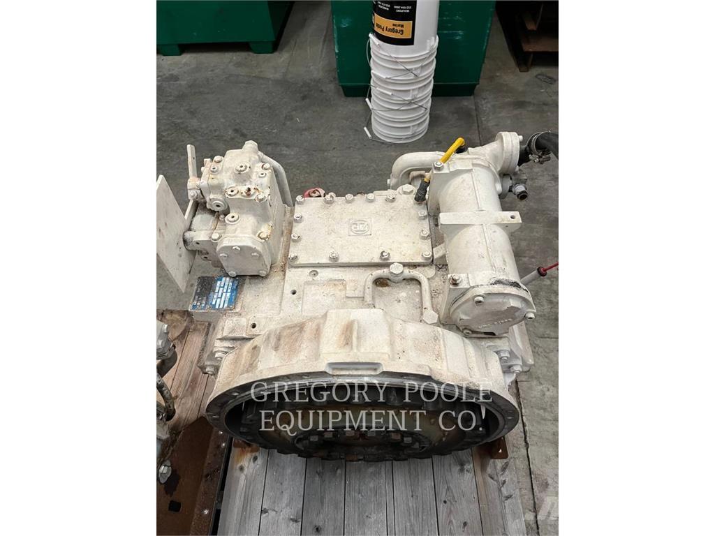 ZF TRANSMISSION 1950A Tengeri segédmotorok