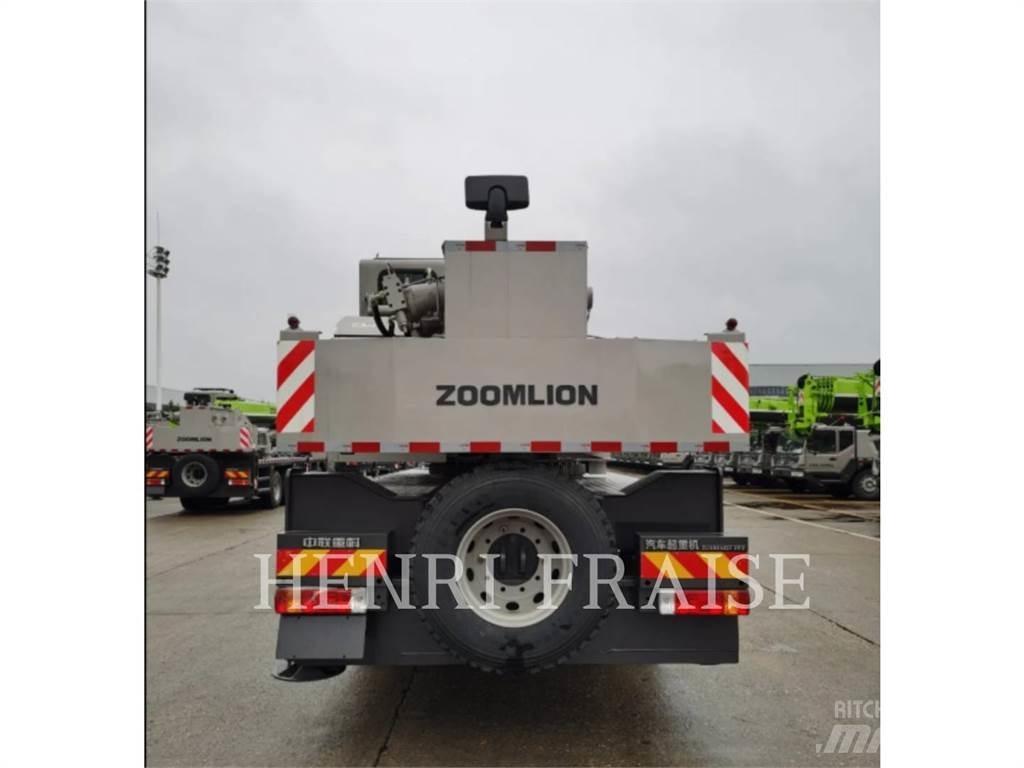 Zoomlion ZTC250V532 Terepdaruk