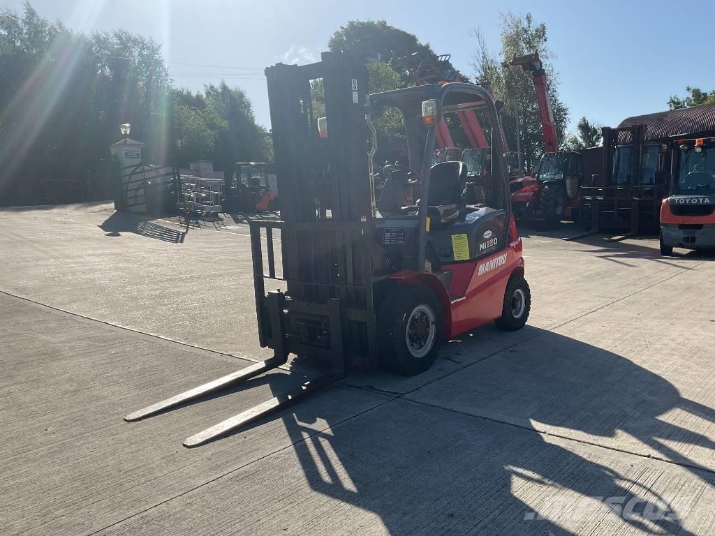 Manitou MI 25 G Teleszkópos rakodók