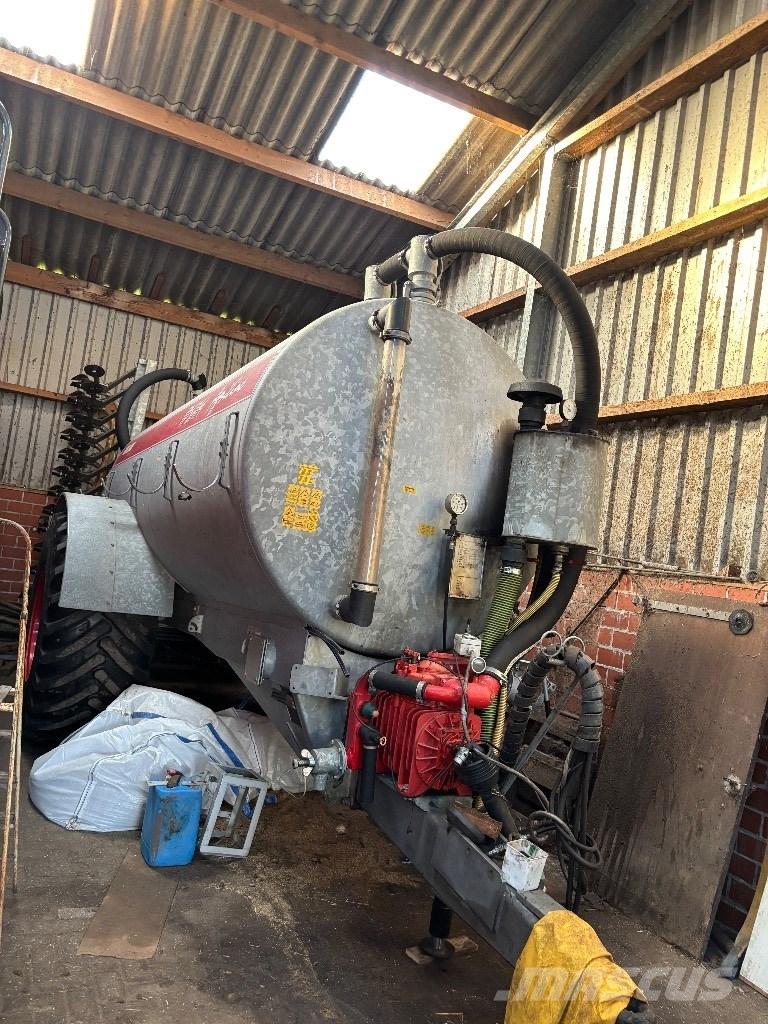 Ipsam Mesttank 10500 Poranyag tartályos