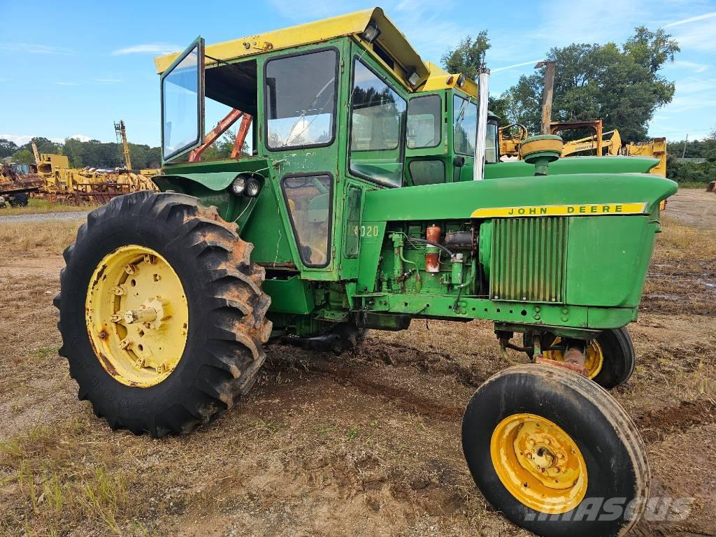 John Deere 4020 D Traktorok