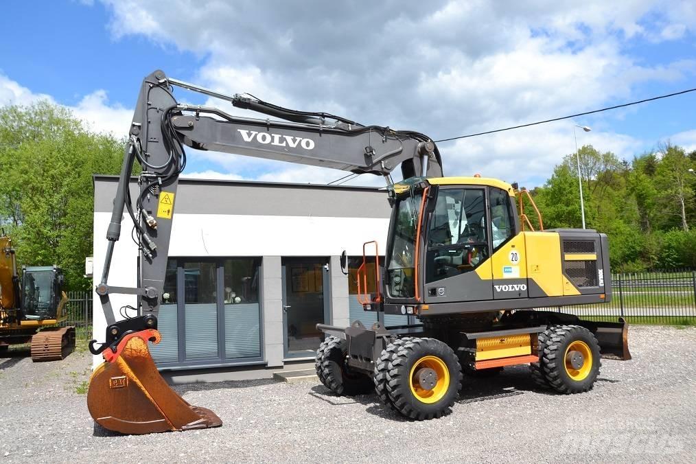 Volvo EW 180 E Gumikerekes kotrók