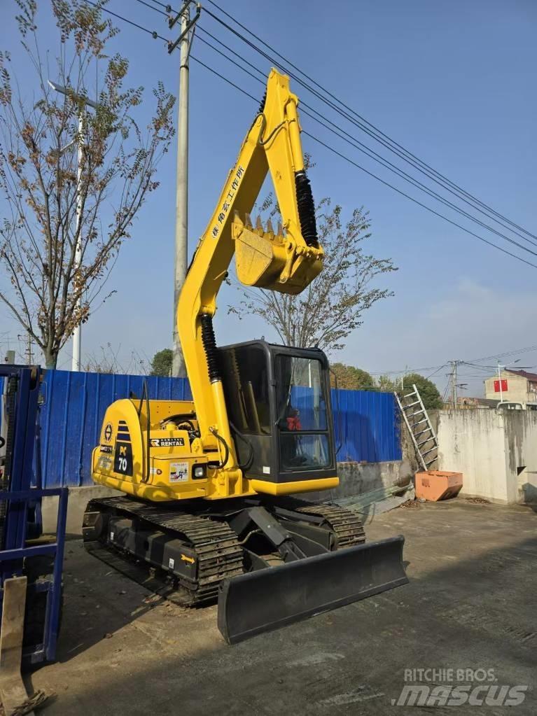 Komatsu PC 70 Mini kotrók < 7t