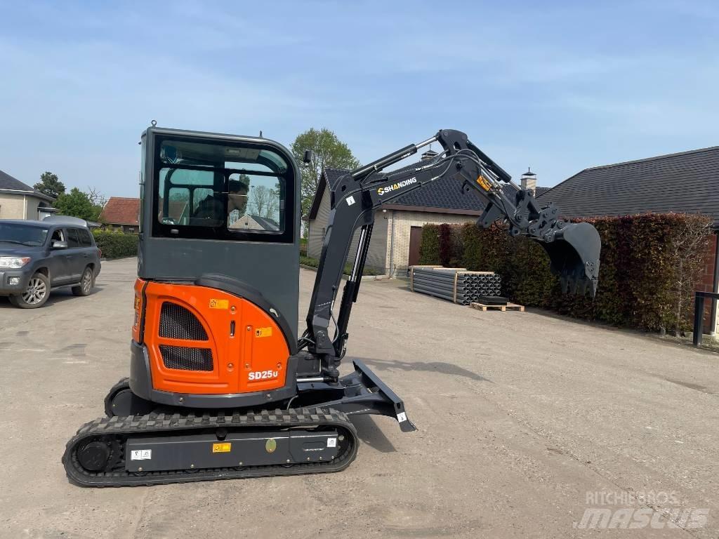 Shantui sd 25 u Mini kotrók < 7t