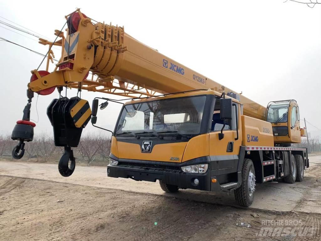 XCMG QY25K5-I Terepdaruk