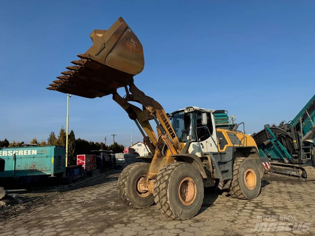 Liebherr L 556 Gumikerekes homlokrakodók