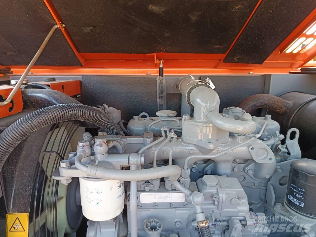 Hitachi ZX 75 Közepes (midi) kotrók 7 t - 12 t
