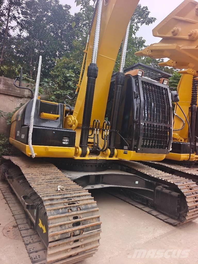 CAT 324 D Lánctalpas kotrók