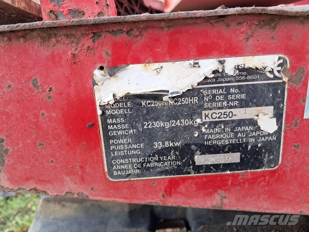 Kubota KC 250 HR Lánctalpas dömperek