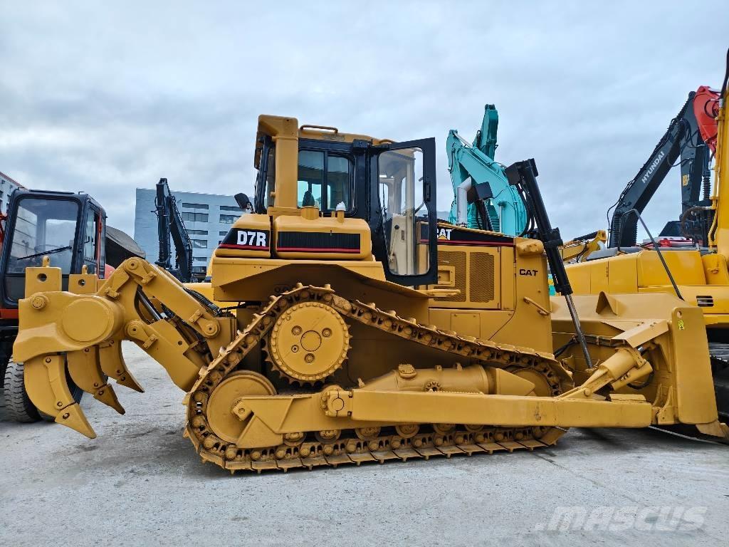 CAT D 7 R lánctalpas dózerek