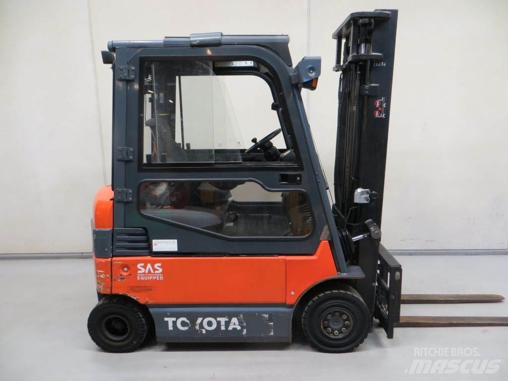 Toyota 7FBMF20 Elektromos targoncák