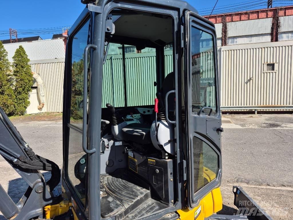 John Deere 35 G Lánctalpas kotrók