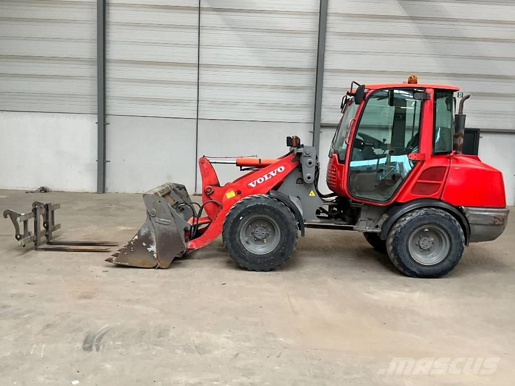 Volvo L 25 F Gumikerekes homlokrakodók