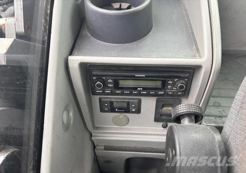 Volvo EC 300 EL Lánctalpas kotrók