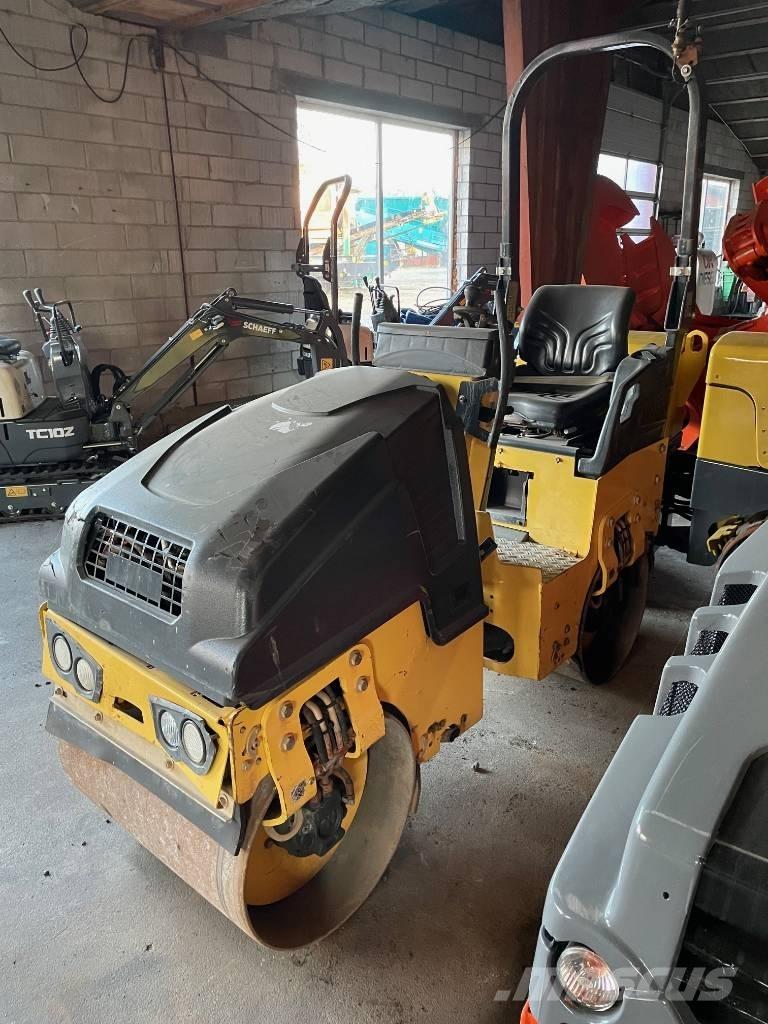 Bomag BW80 Ikerdobos hengerek