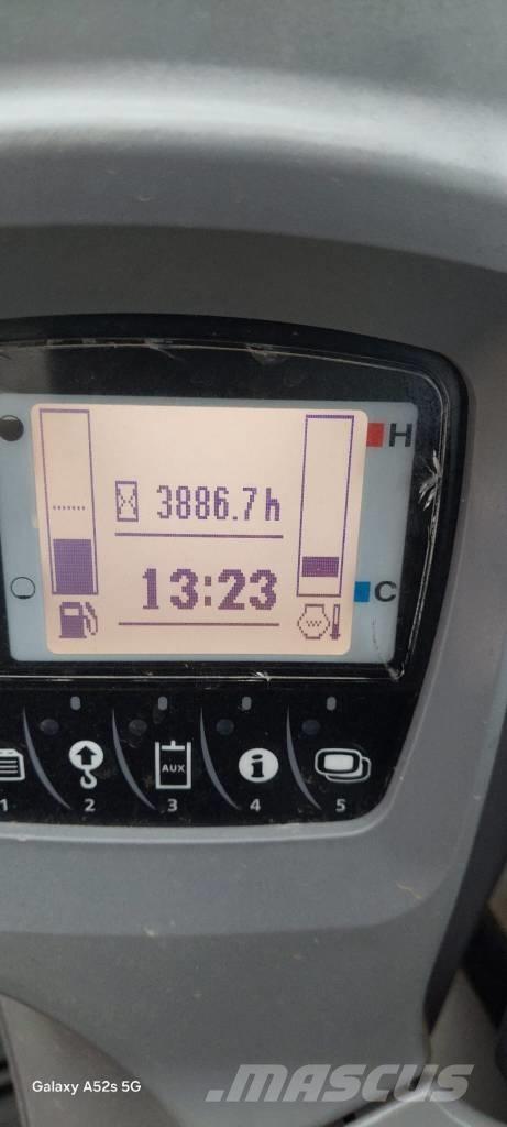 Kubota KX 080-4 Közepes (midi) kotrók 7 t - 12 t