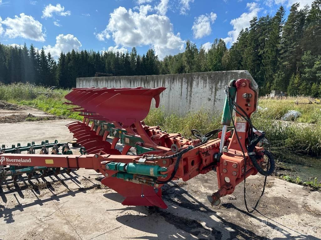 Kverneland Packomat Váltvaforgató ekék
