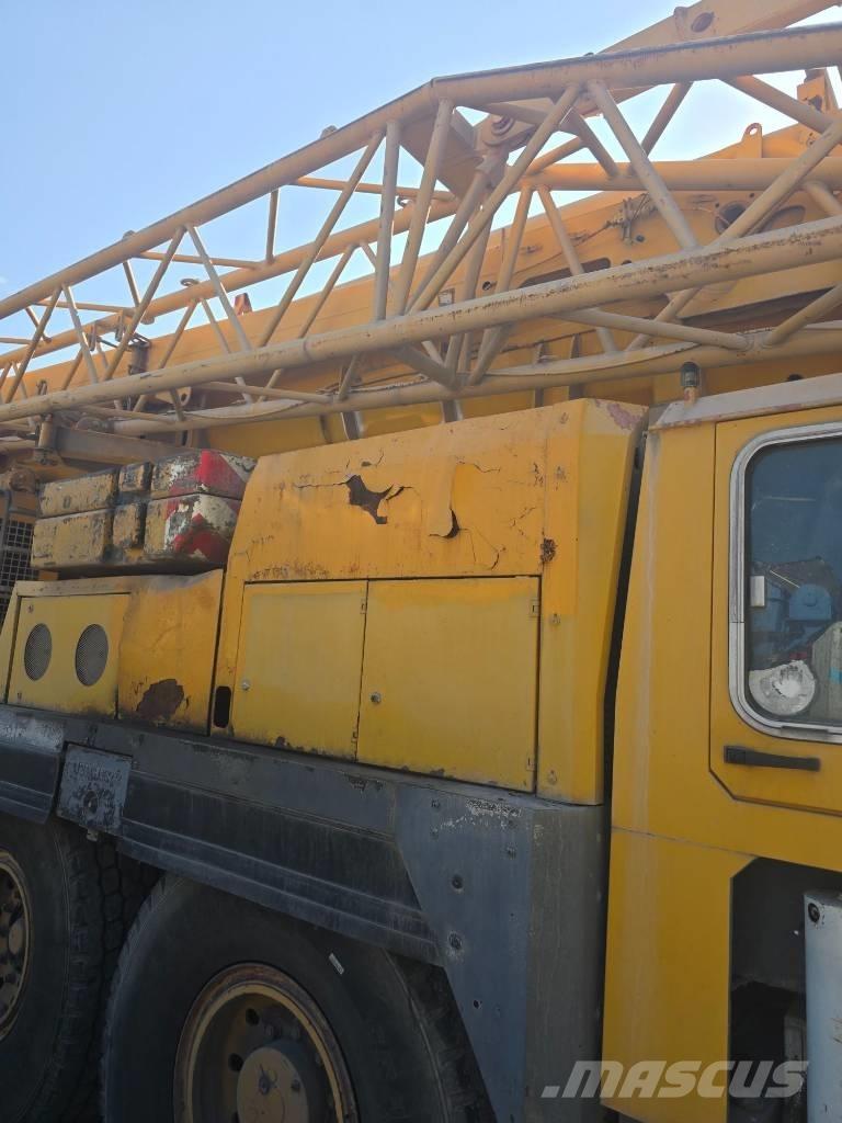 Liebherr LTM 1090 Terepdaruk