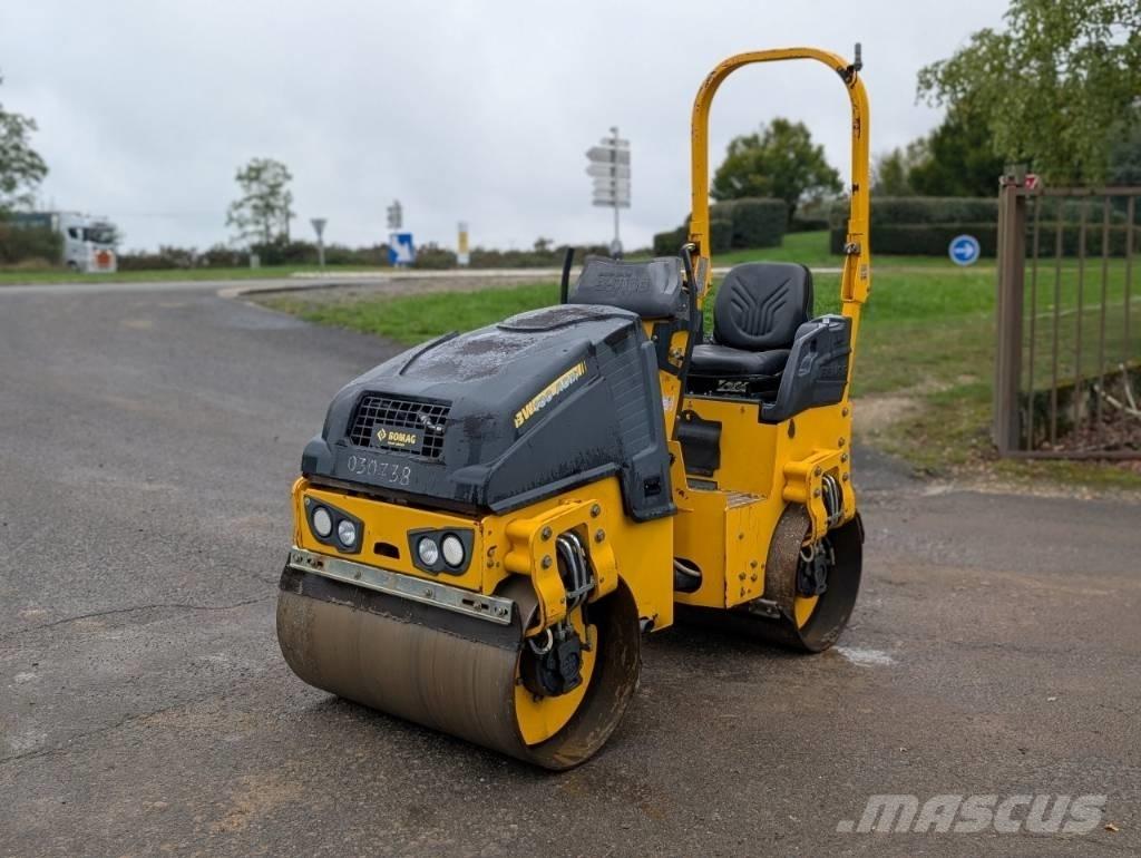 Bomag BW 100 AD M-5 Ikerdobos hengerek