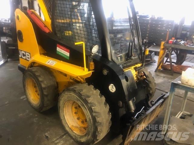 JCB Robot 170 Mini homlokrakodók