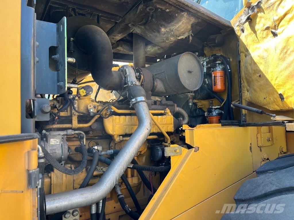 Bell L 2606 E Gumikerekes homlokrakodók