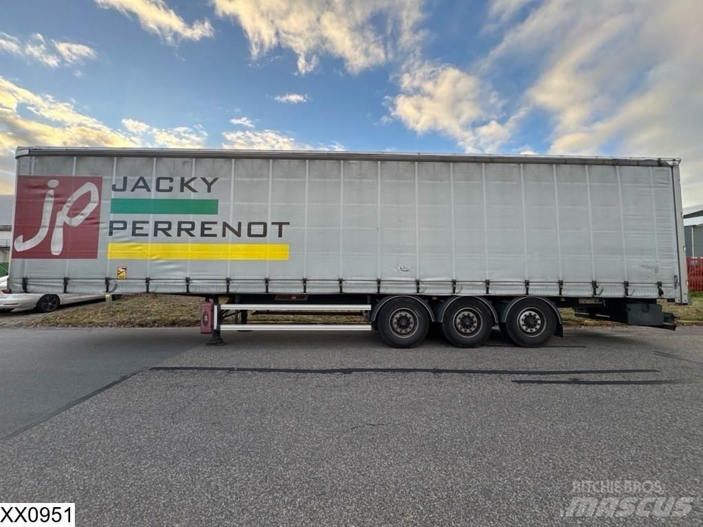 Fruehauf Tautliner Elhúzható ponyvás félpótkocsik