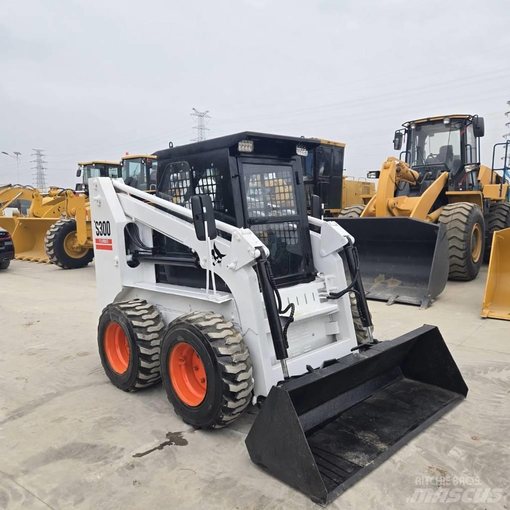 Bobcat S 300 Kompaktrakodók