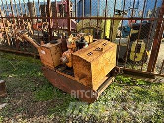 CASE Vibromax W50 Vibrátorok