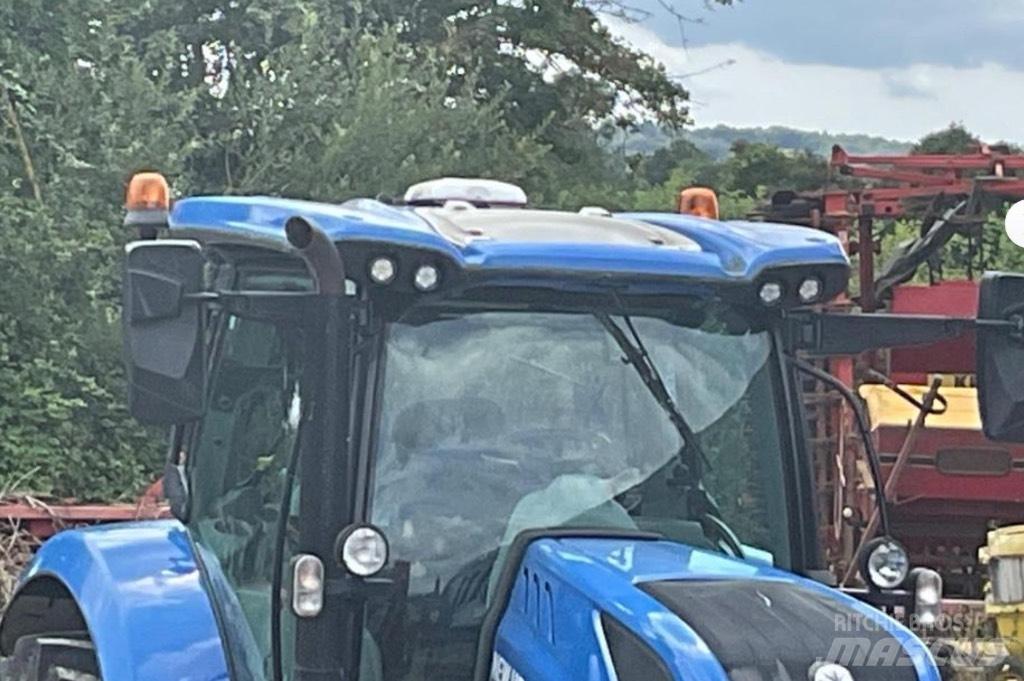 New Holland T 7.210 Traktorok