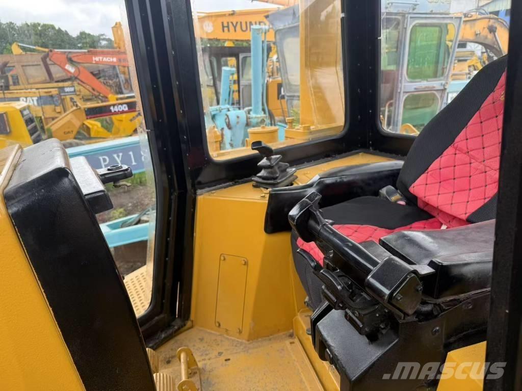 CAT D 6 R lánctalpas dózerek