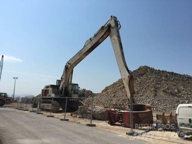 Liebherr 984 C Hosszú gém kotrók