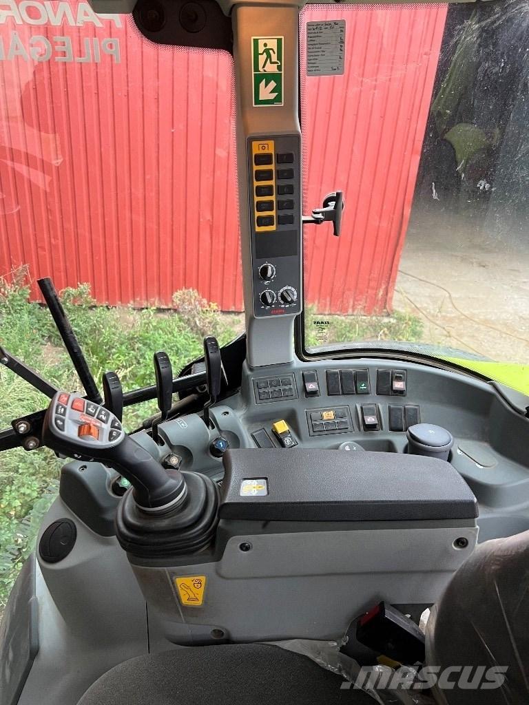 CLAAS Arion 460 CIS Traktorok