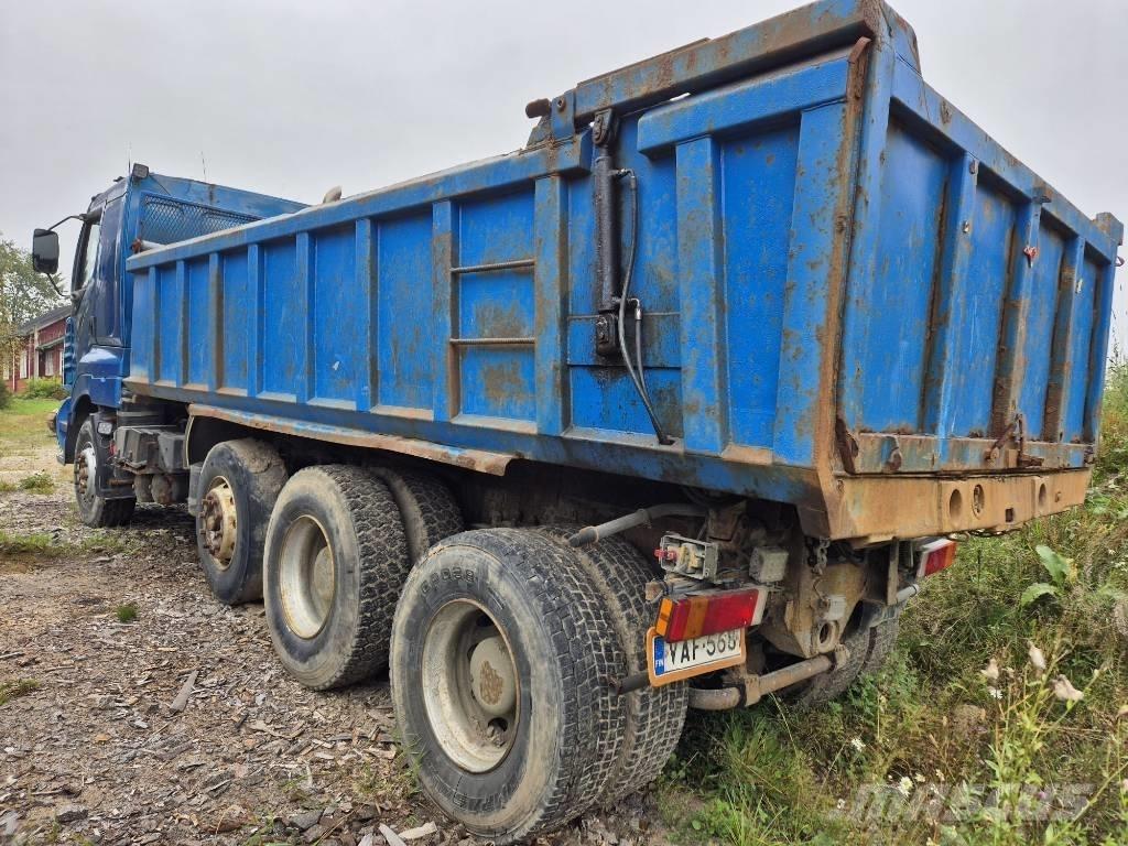 Sisu E14 Billenő teherautók