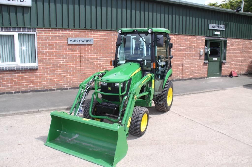 John Deere 2026R Traktorok