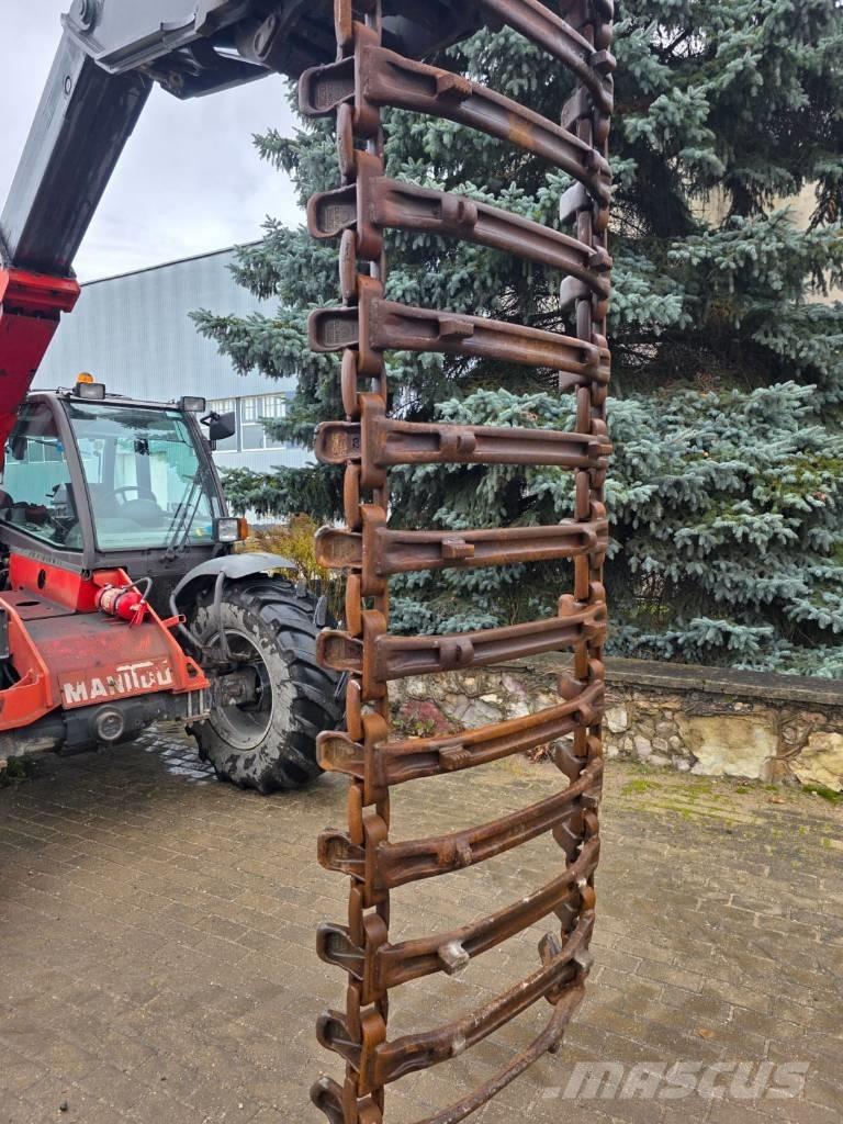 Clark Terra Lánctalpak, láncok és futóművek