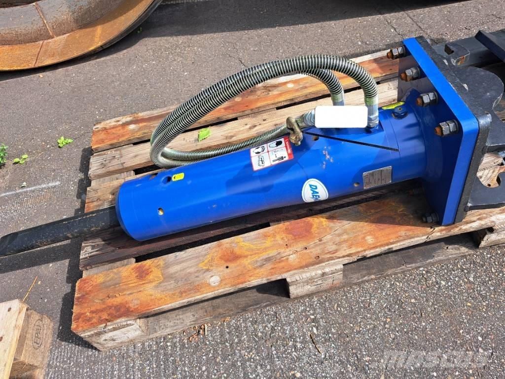 Daemo E40 with CW05 Fejtőgépek