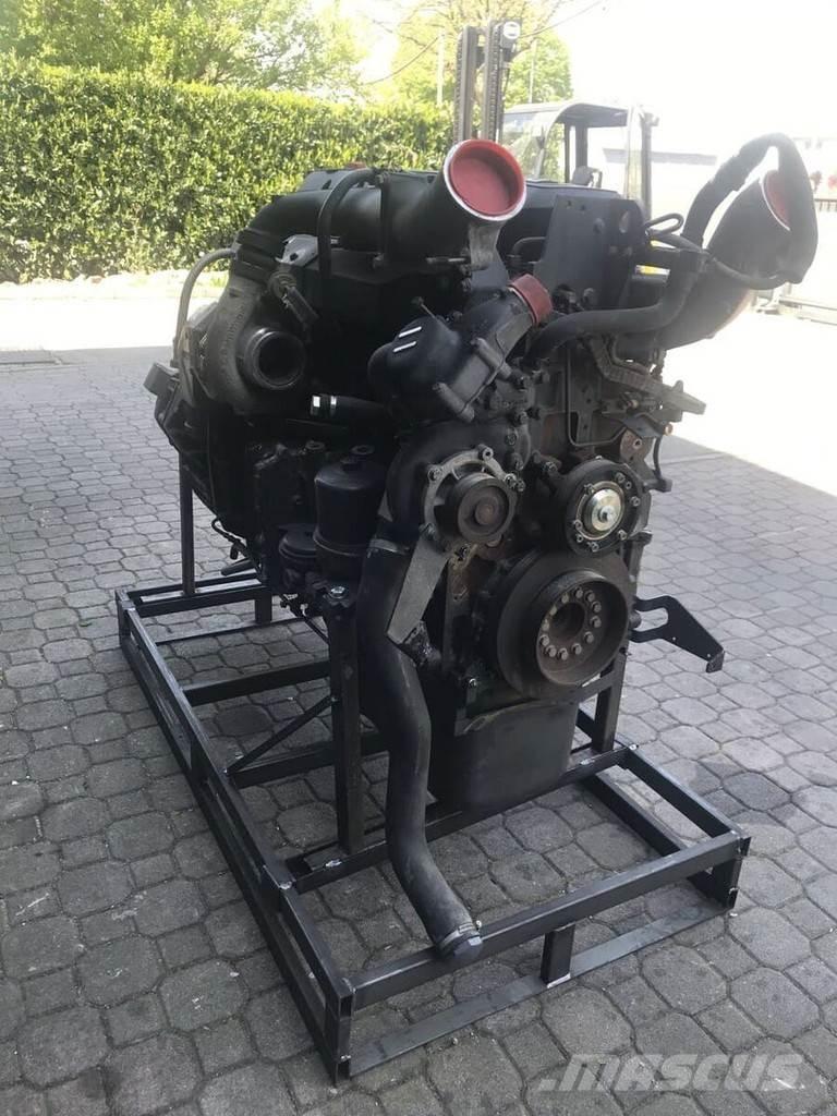 DAF MX-375U1 Motorok