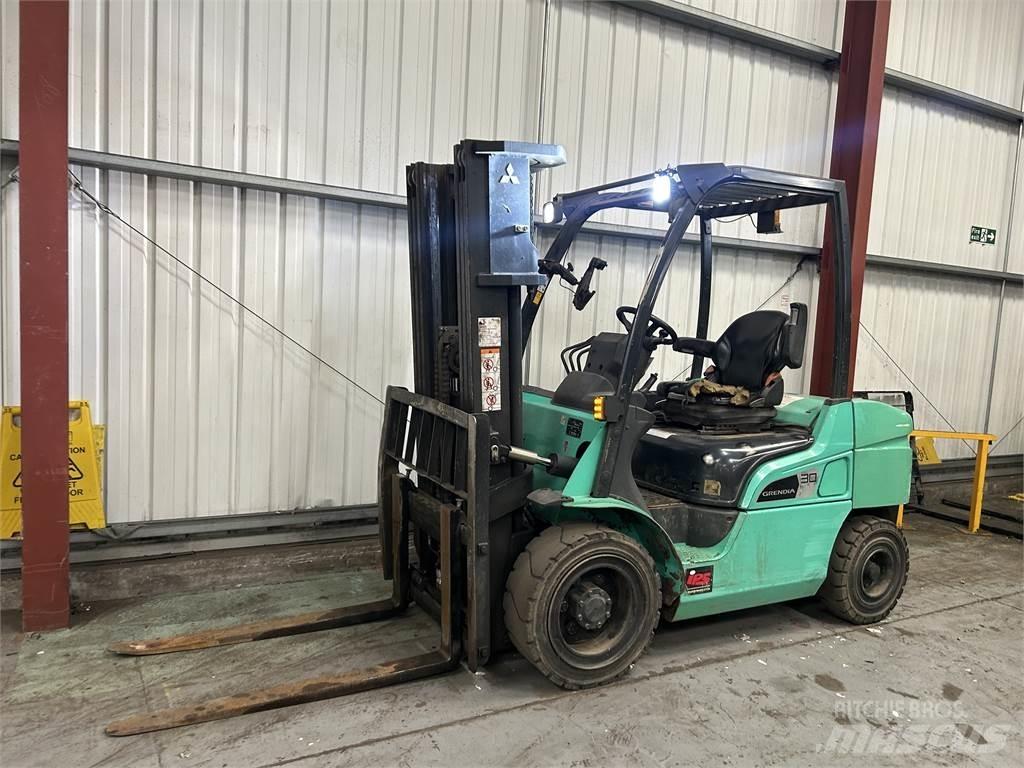 Mitsubishi FD30NT Dízel targoncák
