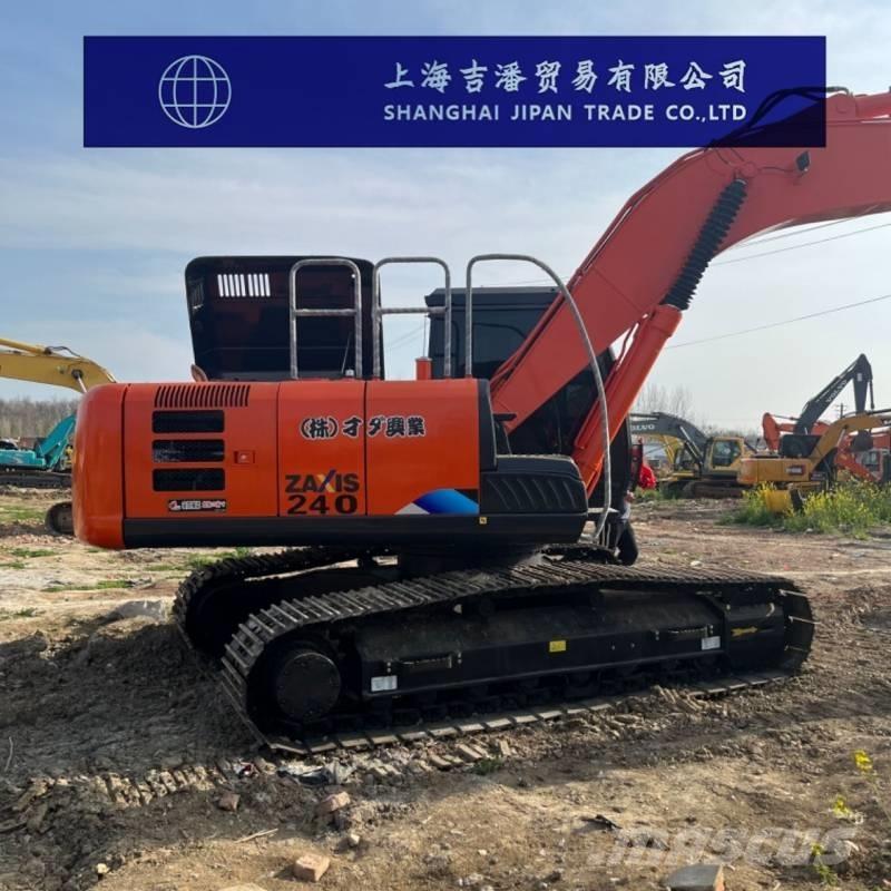 Hitachi ZX 240 Lánctalpas kotrók