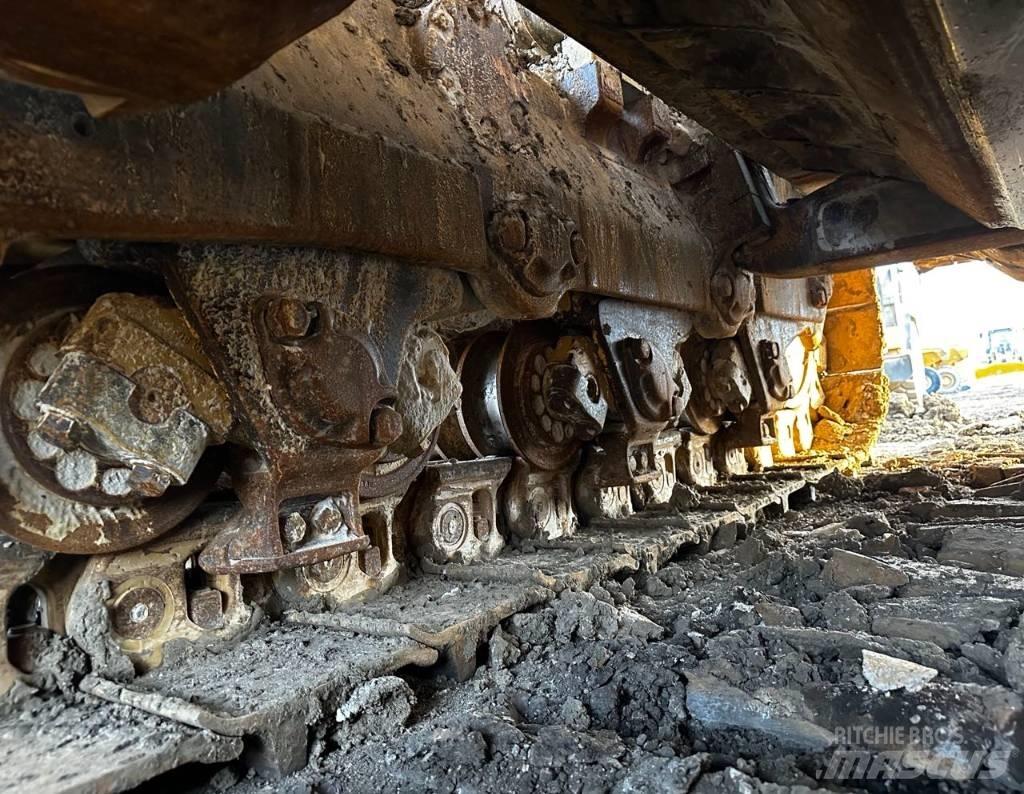 CAT D 9 T lánctalpas dózerek