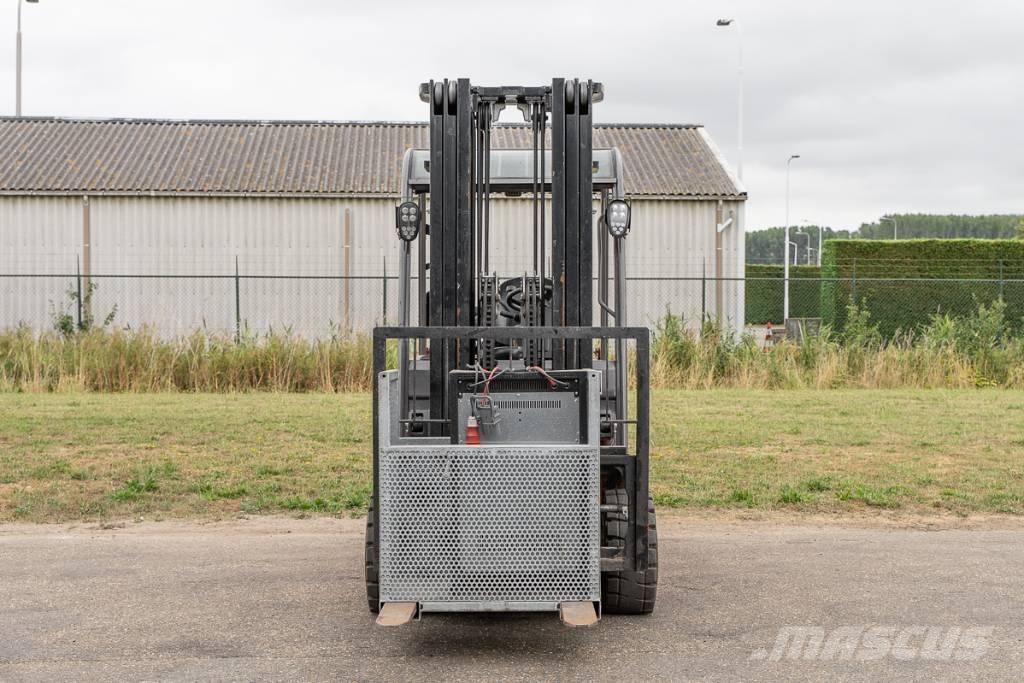 Manitou ME 435 Elektromos targoncák