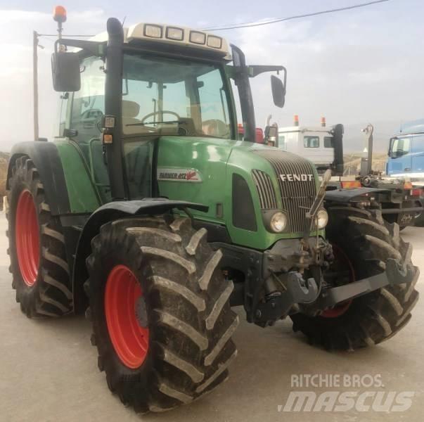 Fendt 412 Vario Traktorok