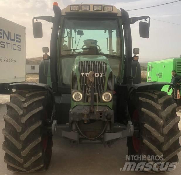 Fendt 412 Vario Traktorok