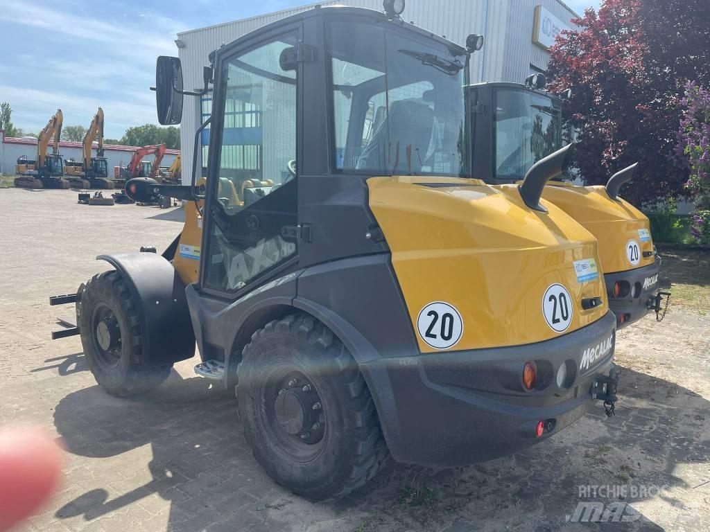 Mecalac AX 700 Gumikerekes homlokrakodók