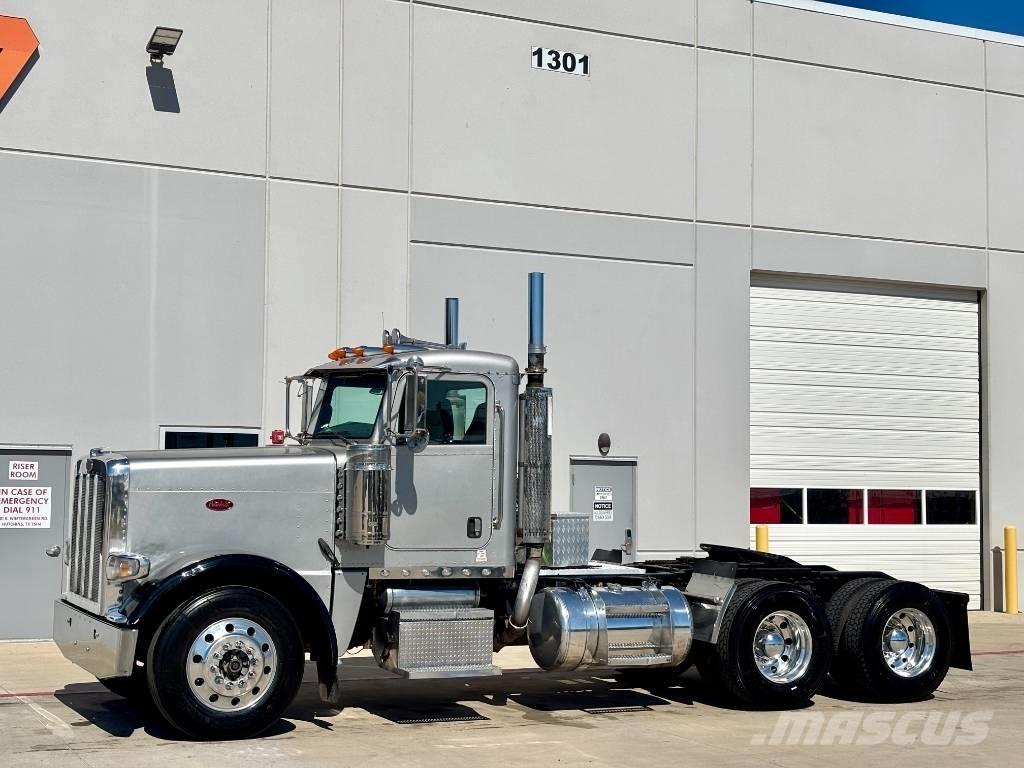 Peterbilt 388 Nyergesvontatók
