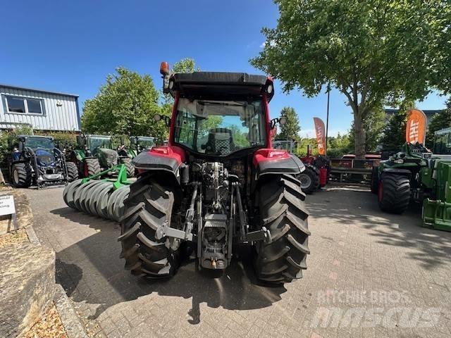 Valtra A 115 MH4 Traktorok