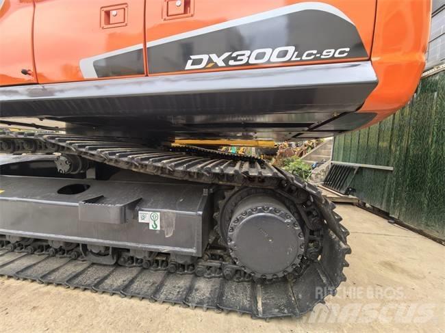Doosan DX 300 LC Lánctalpas kotrók