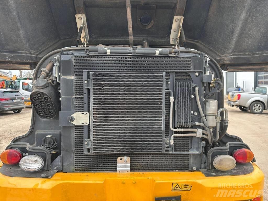JCB TM 320 S Teleszkópos rakodók