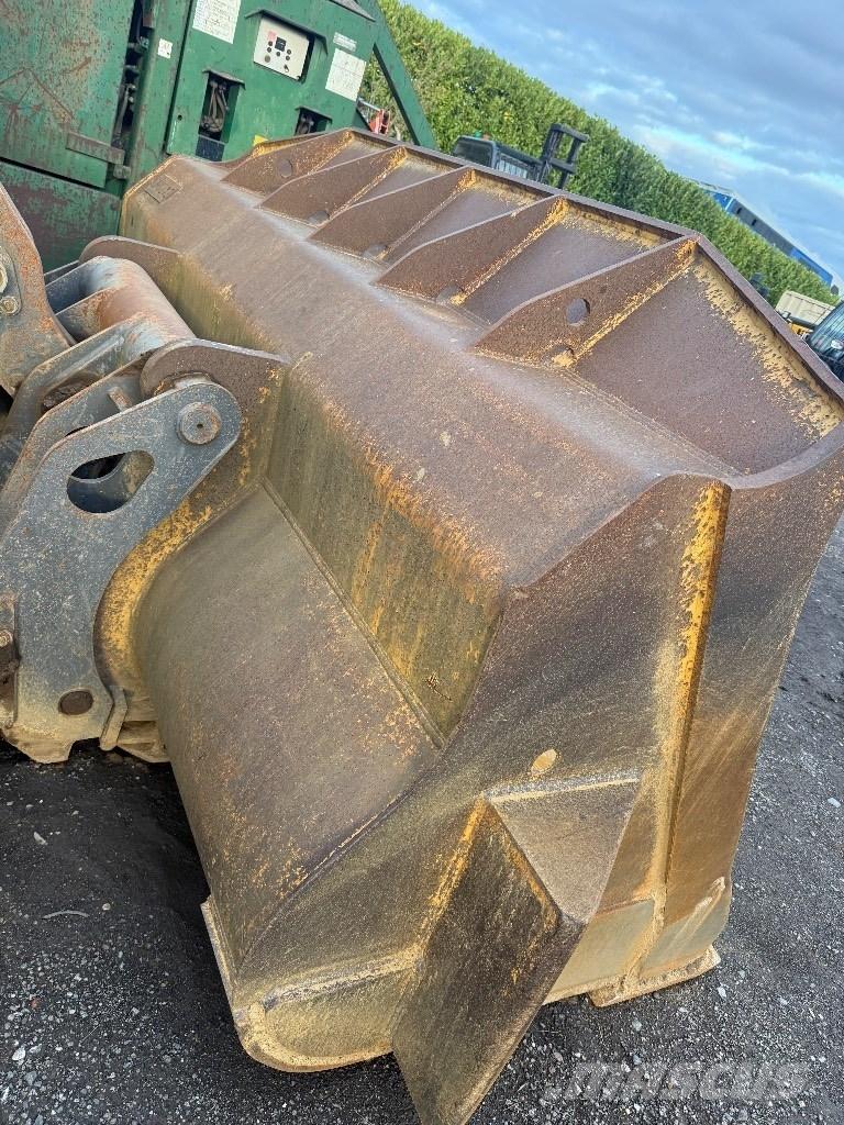 Volvo L 150 H Gumikerekes homlokrakodók